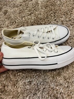 White Canvas Low-Top Platform Sneakers - Women's converse size 8